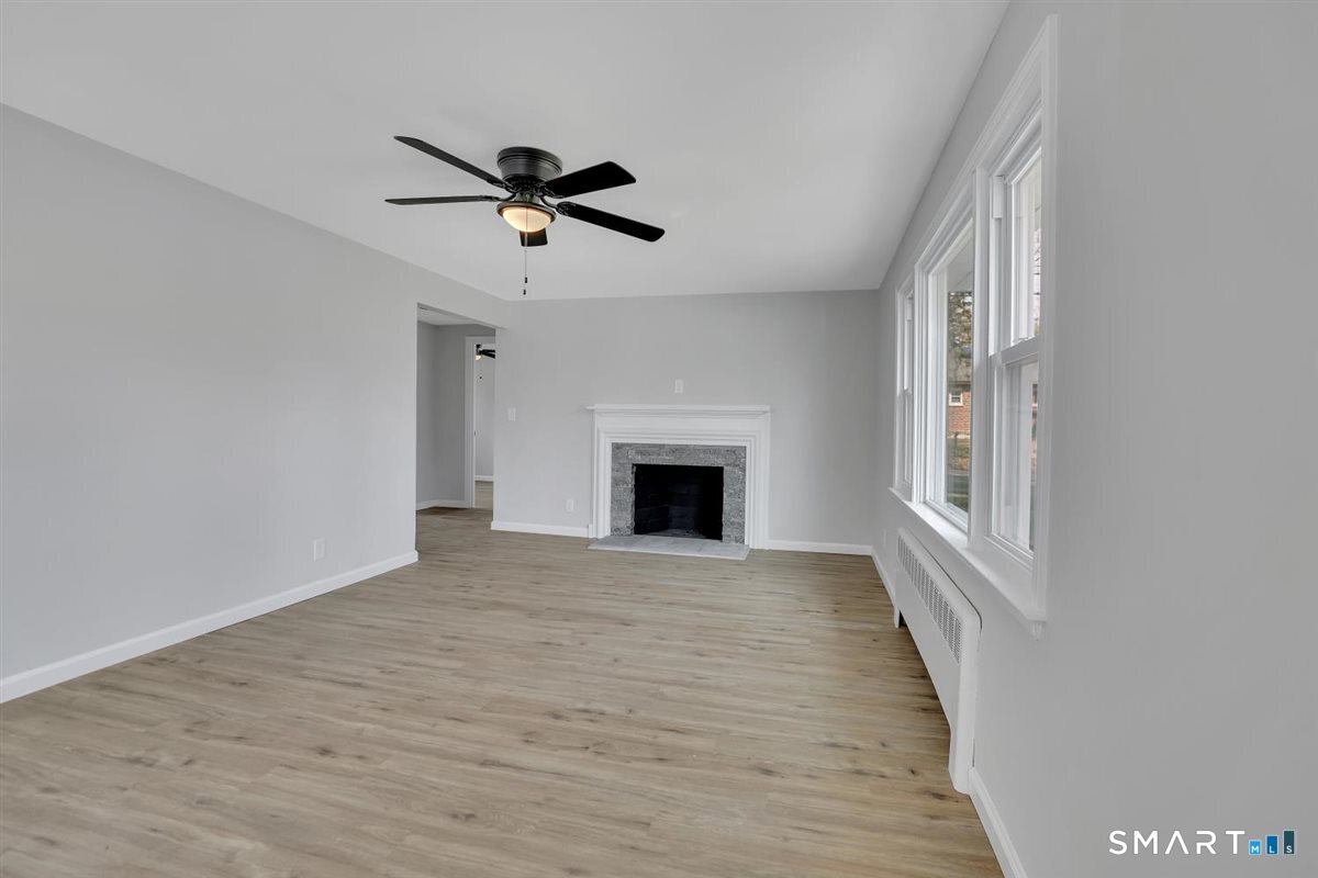 19 Songonosk Street Windsor CT 06095