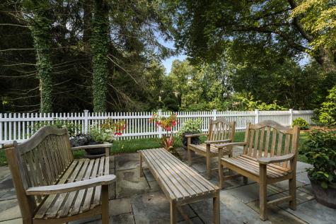 8 Lieutenant River Lane Old Lyme CT 06371