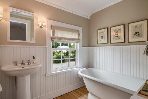 8 Lieutenant River Lane Old Lyme CT 06371