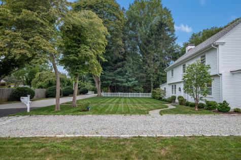 8 Lieutenant River Lane Old Lyme CT 06371