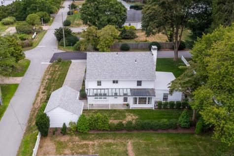 8 Lieutenant River Lane Old Lyme CT 06371