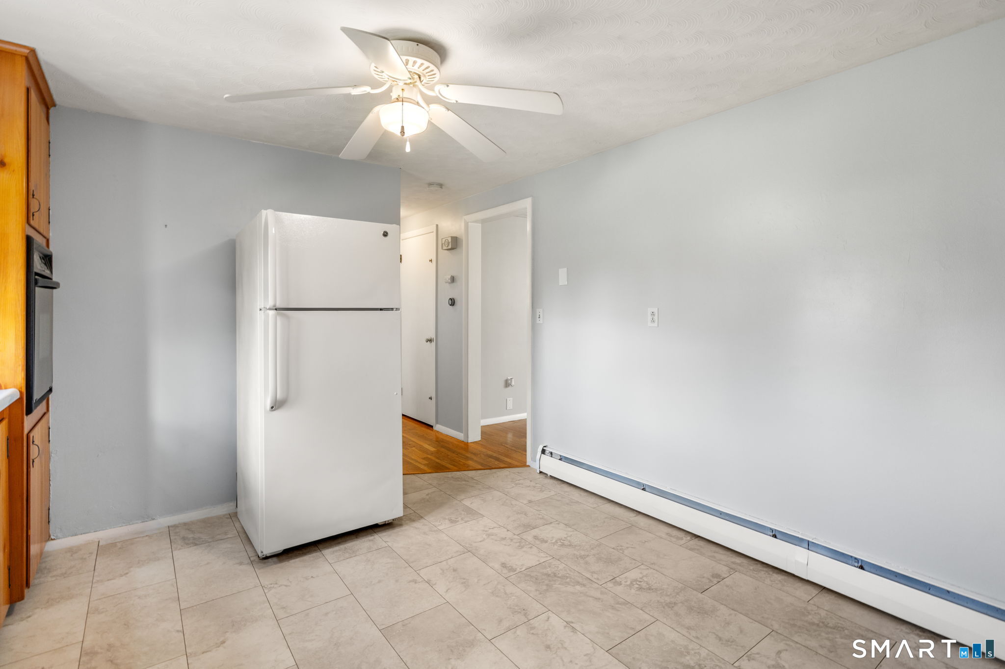 6 Roberts Road Enfield CT 06082