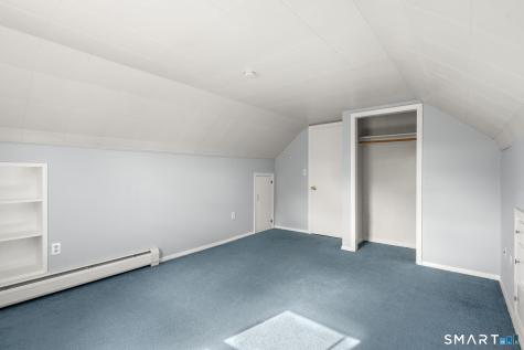 6 Roberts Road Enfield CT 06082