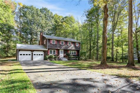32 Surrey Lane Fairfield CT 06824