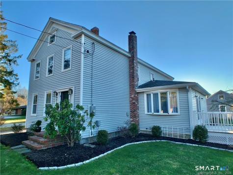 270 North Water Street Stonington CT 06378