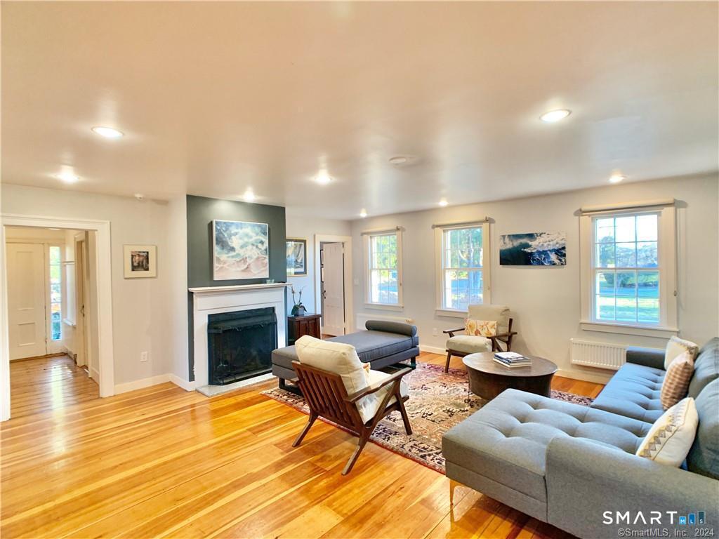270 North Water Street Stonington CT 06378