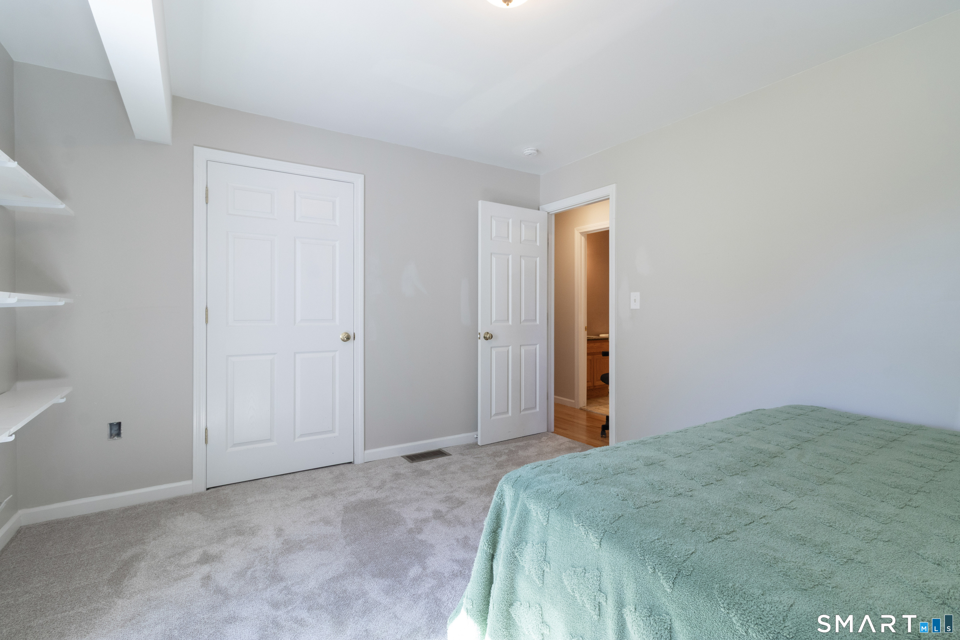 8 Crestview Terrace Wallingford CT 06492