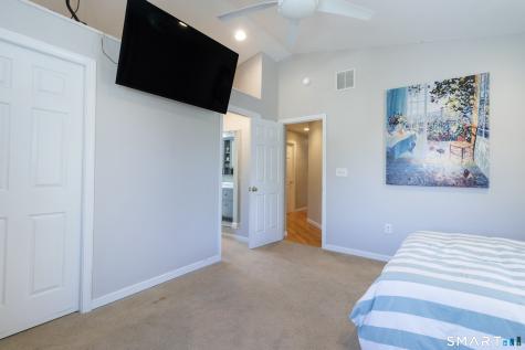 8 Crestview Terrace Wallingford CT 06492