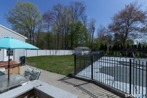 8 Crestview Terrace Wallingford CT 06492