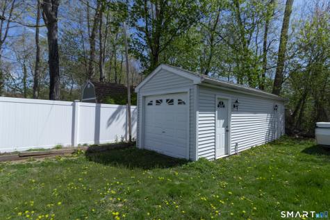 8 Crestview Terrace Wallingford CT 06492