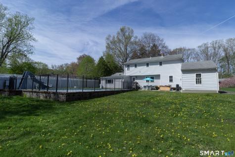 8 Crestview Terrace Wallingford CT 06492