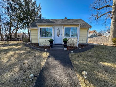 108 Stevens Street East Haven CT 06512