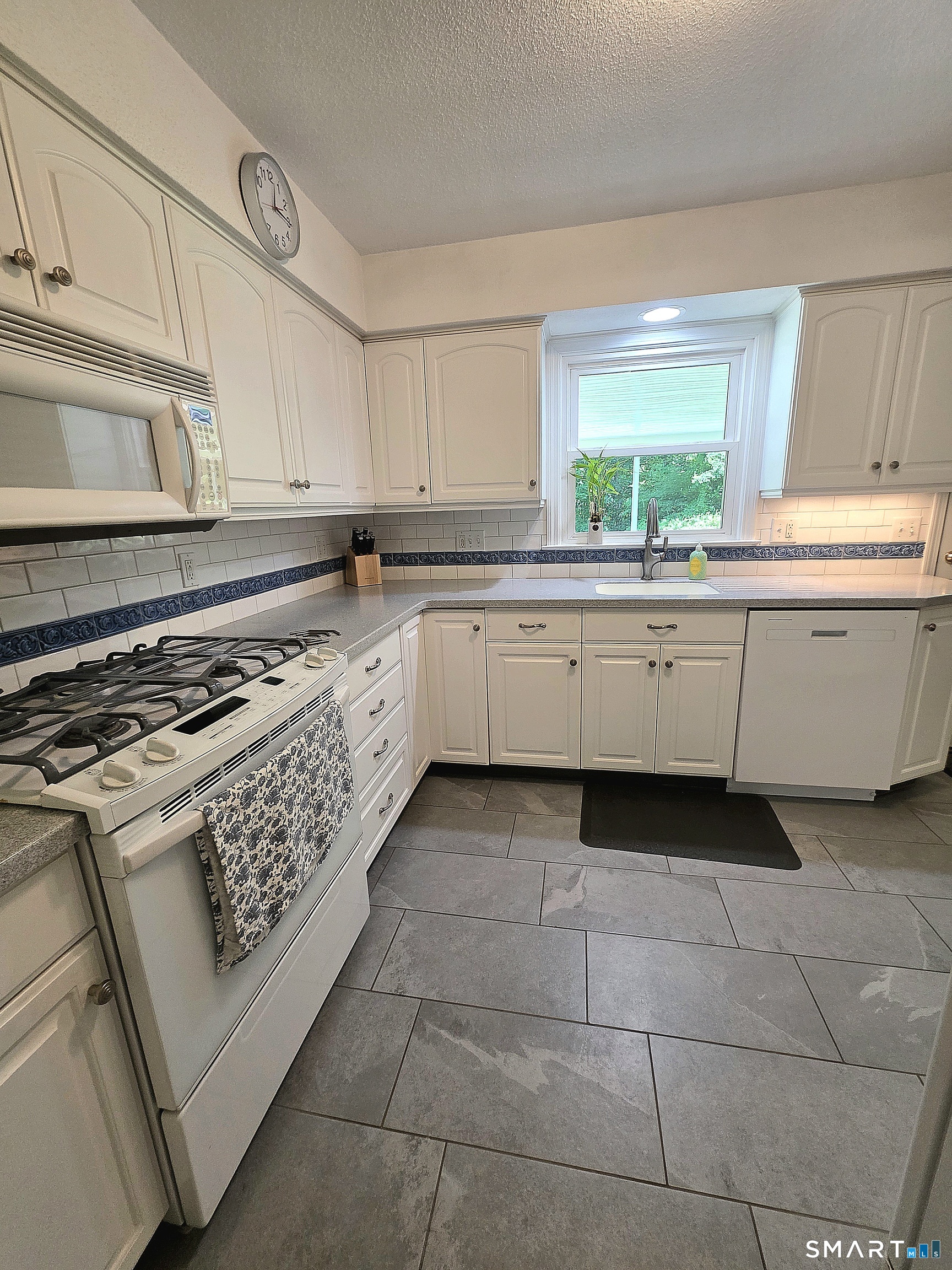 566 Benson Road Middlebury CT 06762