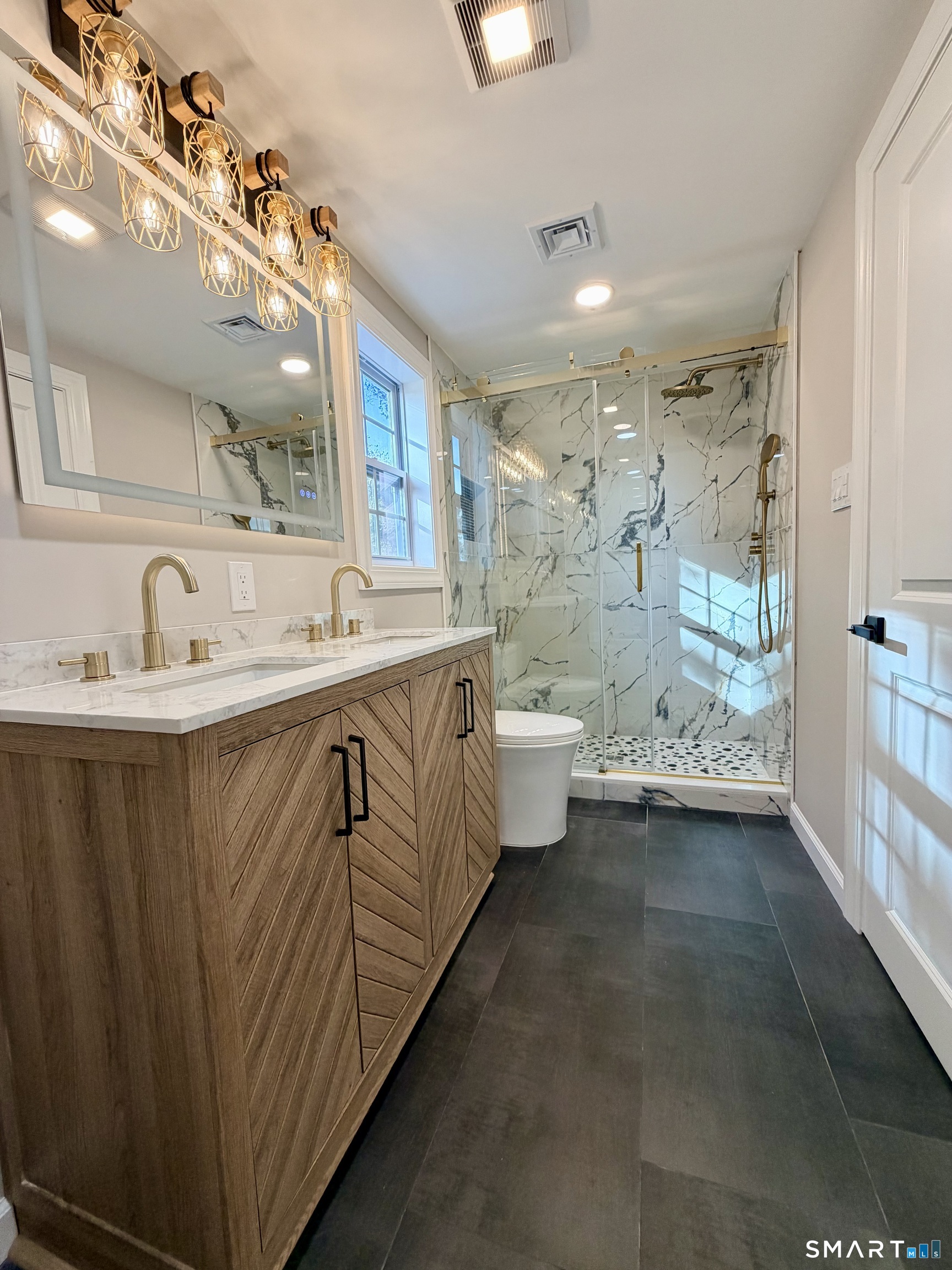 5 Lovelace Drive West Hartford CT 06117