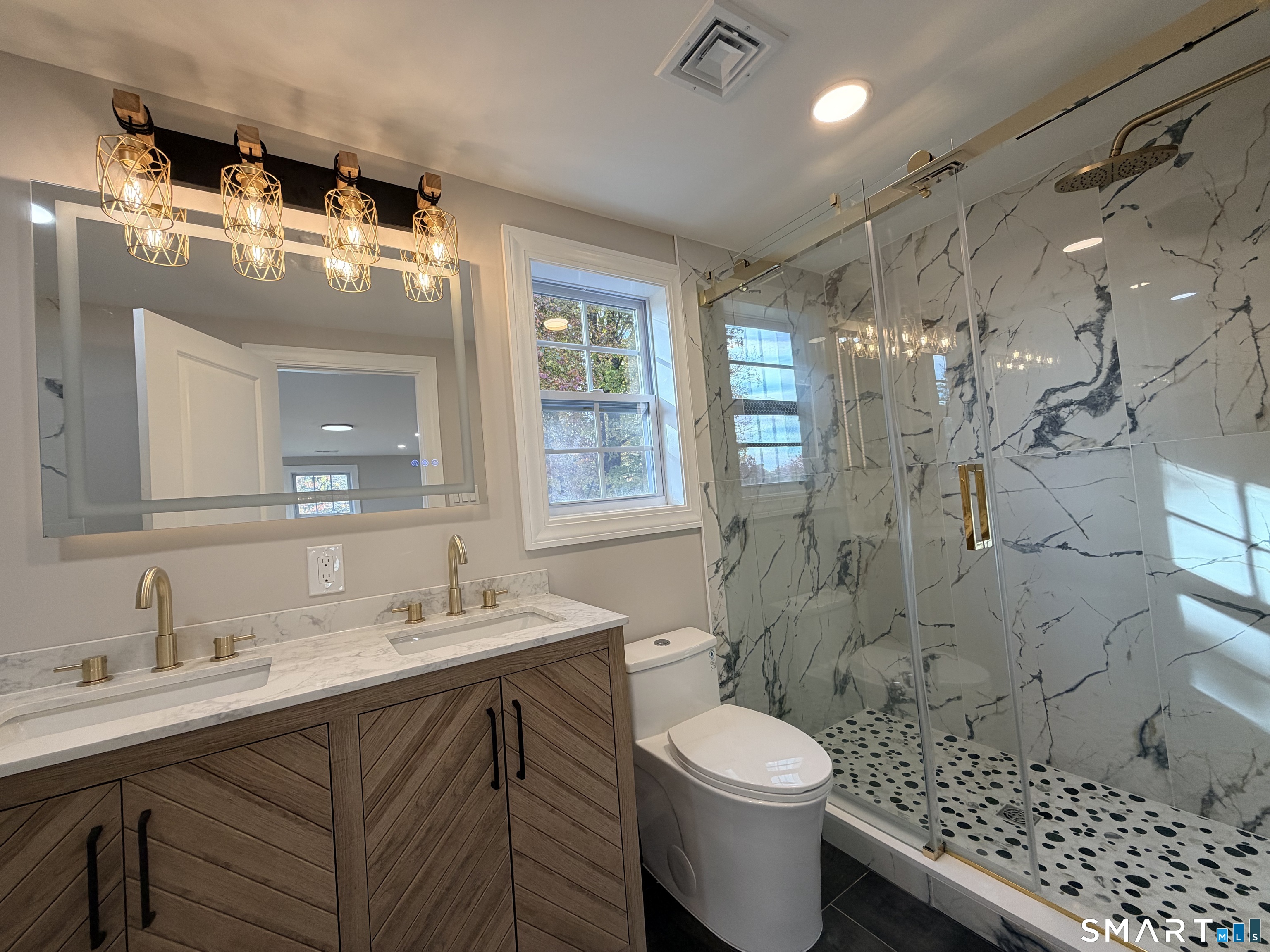 5 Lovelace Drive West Hartford CT 06117