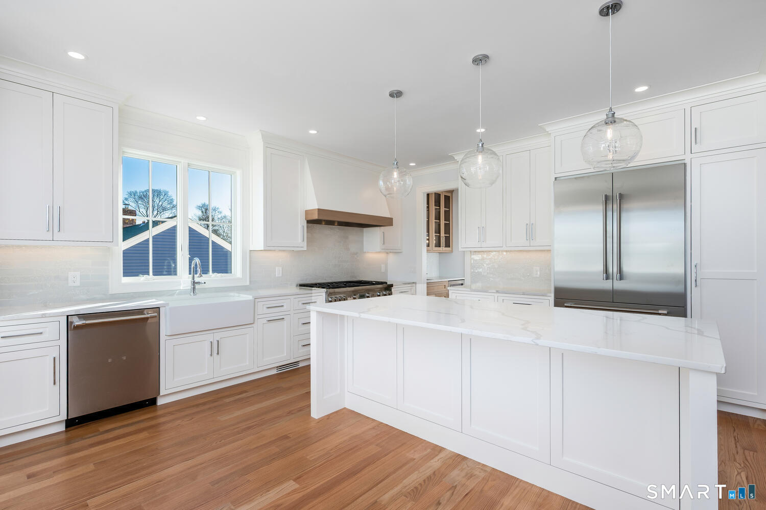 127 Paul Place Fairfield CT 06824