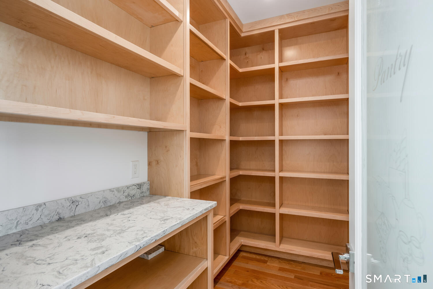 127 Paul Place Fairfield CT 06824