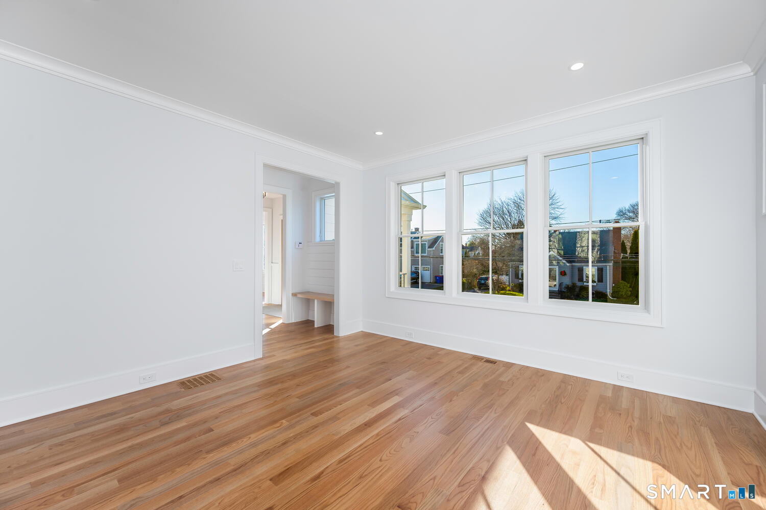 127 Paul Place Fairfield CT 06824