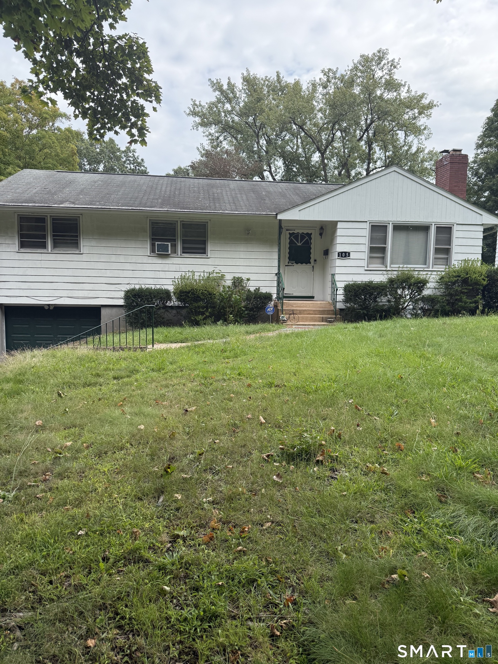 105 Seneca Road New Haven CT 06515