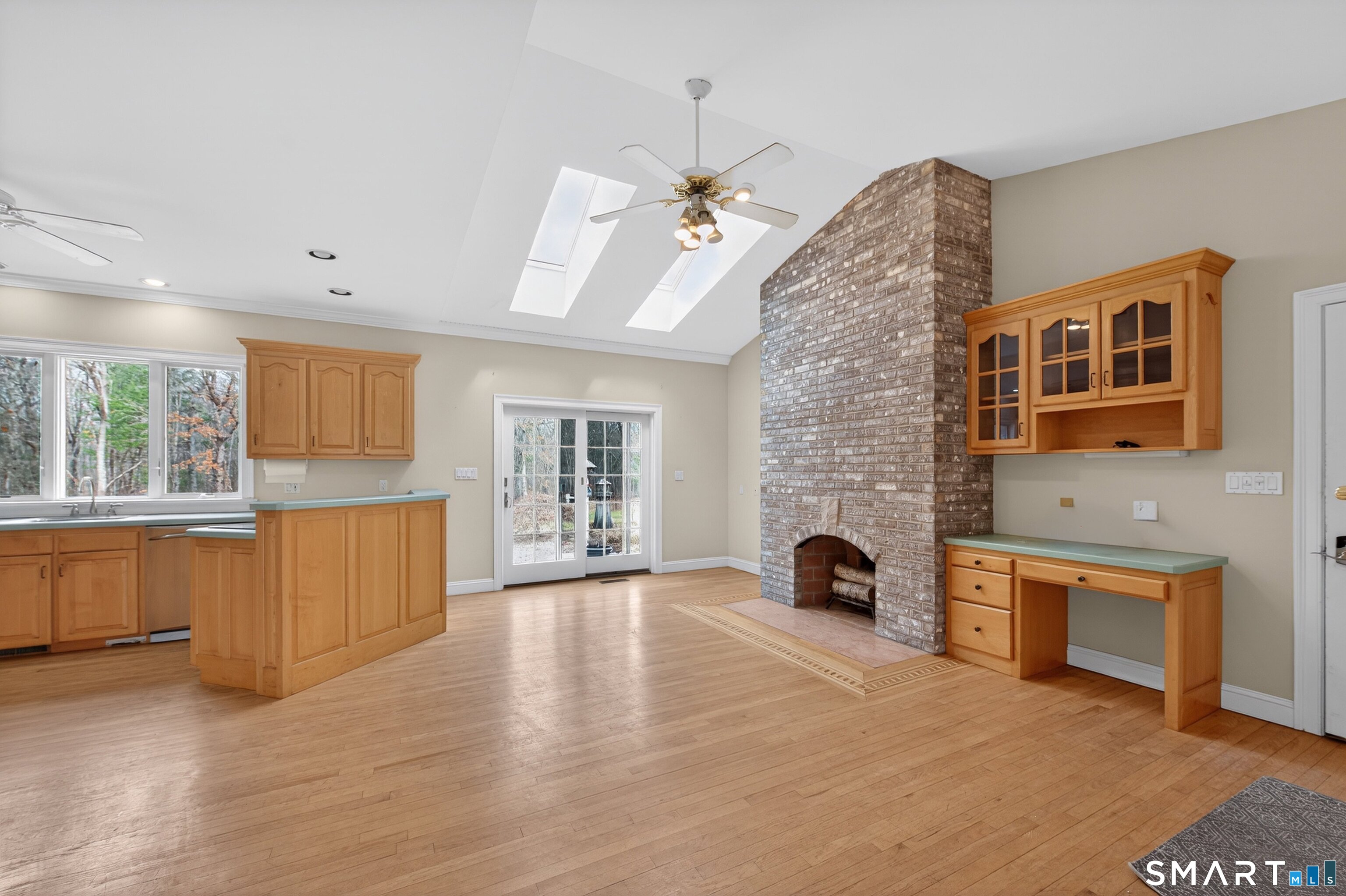 724 Strong Road South Windsor CT 06074