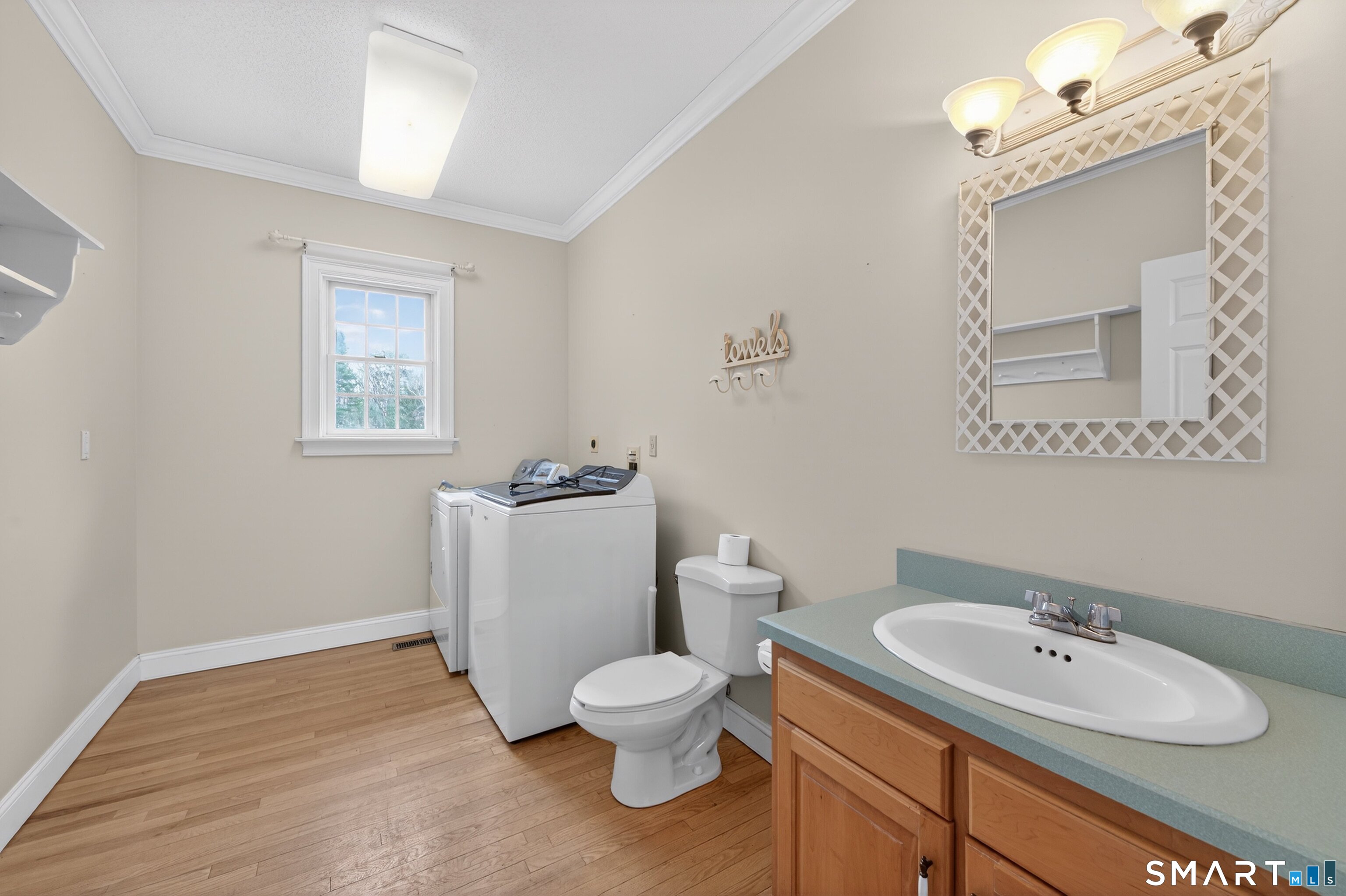 724 Strong Road South Windsor CT 06074