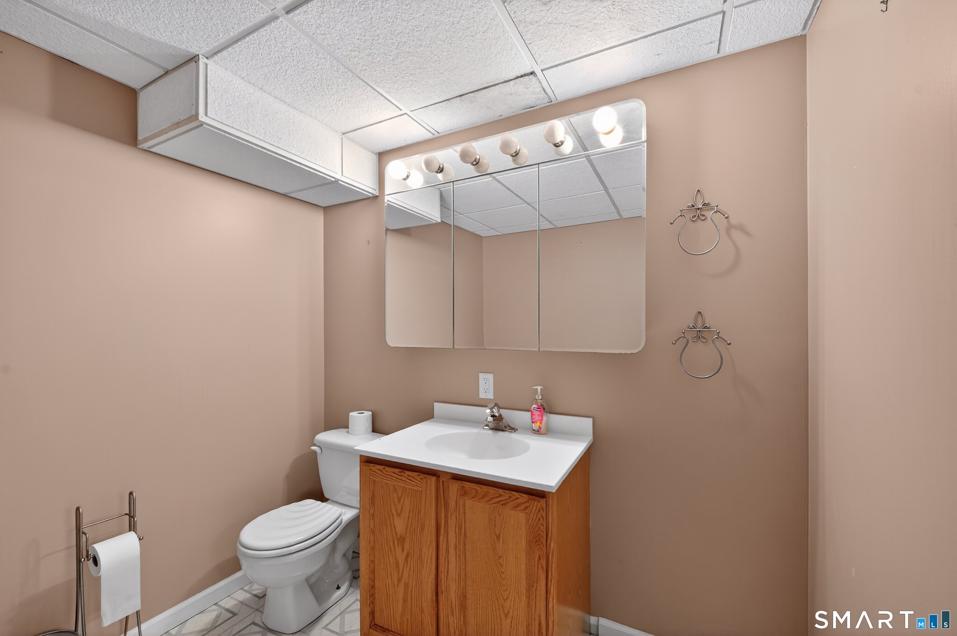 724 Strong Road South Windsor CT 06074