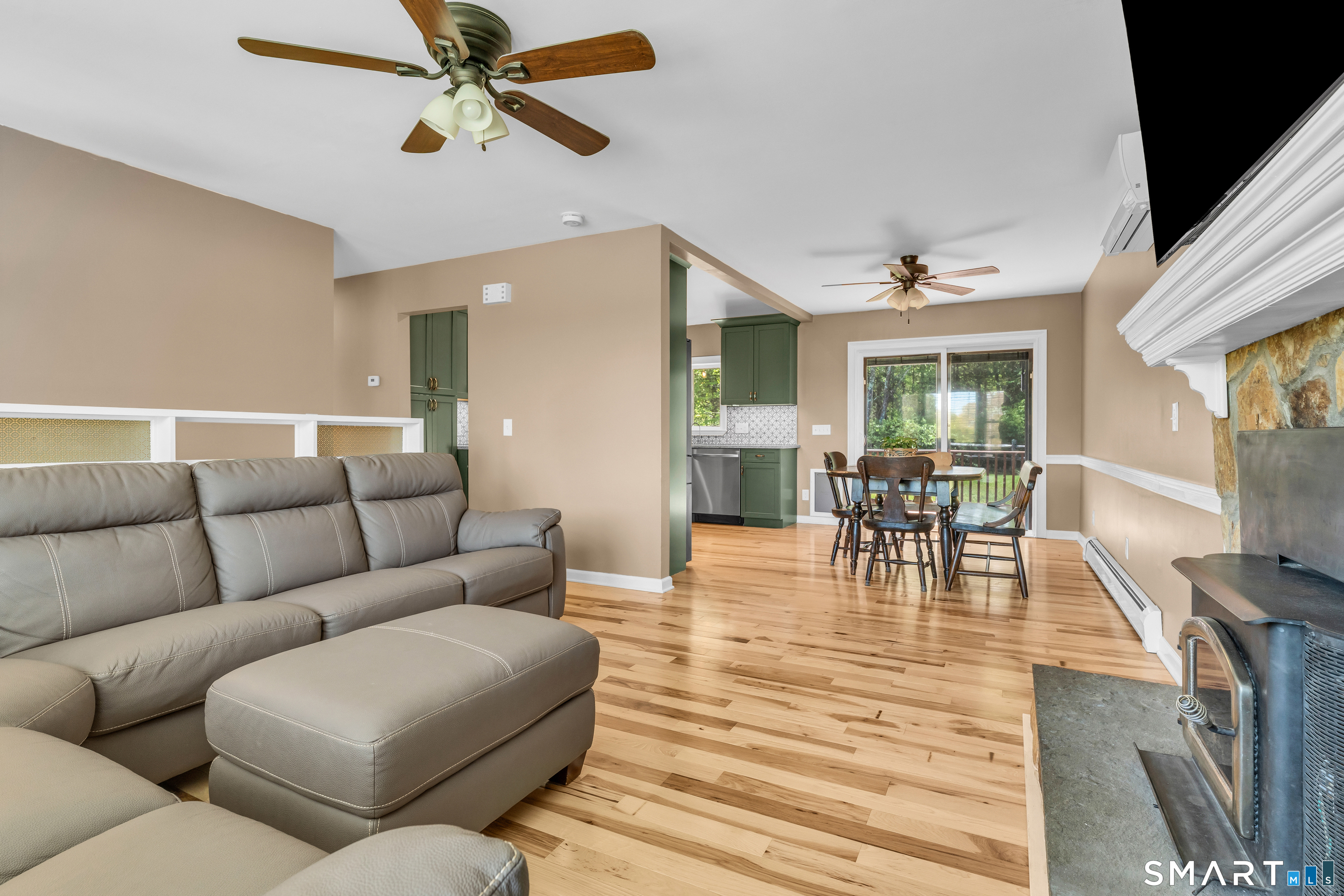 12 Karlak Street Seymour CT 06483