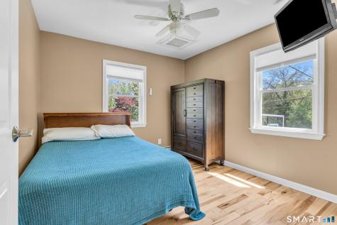 12 Karlak Street Seymour CT 06483