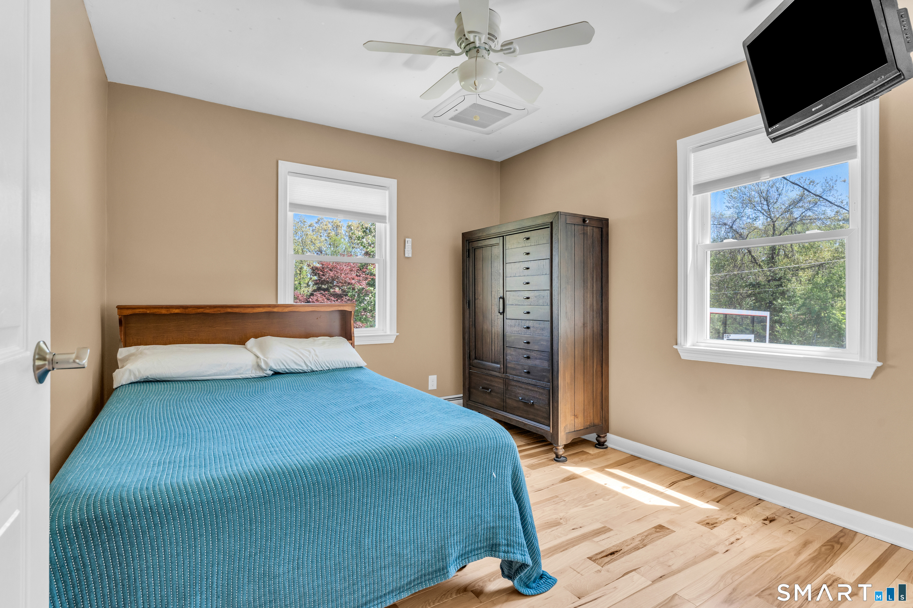12 Karlak Street Seymour CT 06483