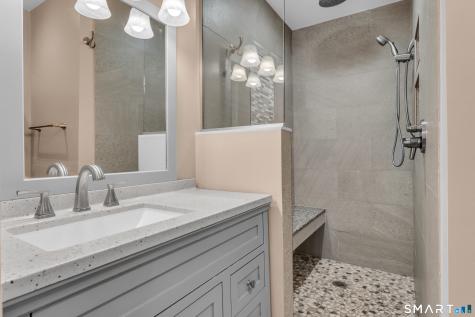 12 Karlak Street Seymour CT 06483