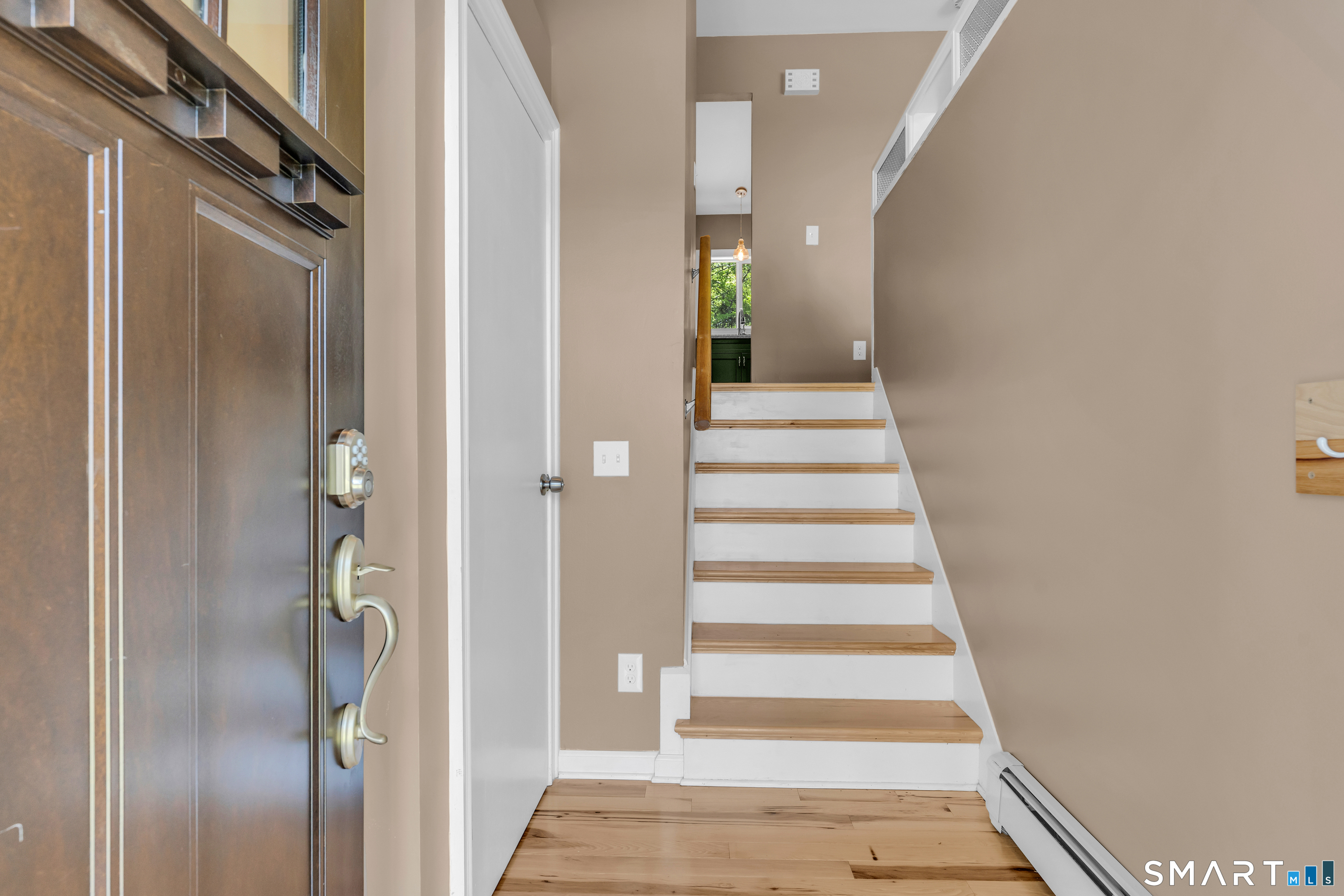 12 Karlak Street Seymour CT 06483