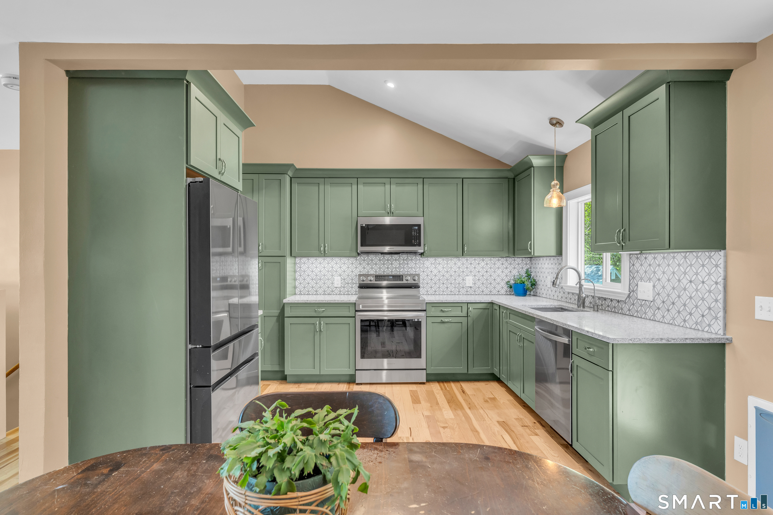 12 Karlak Street Seymour CT 06483