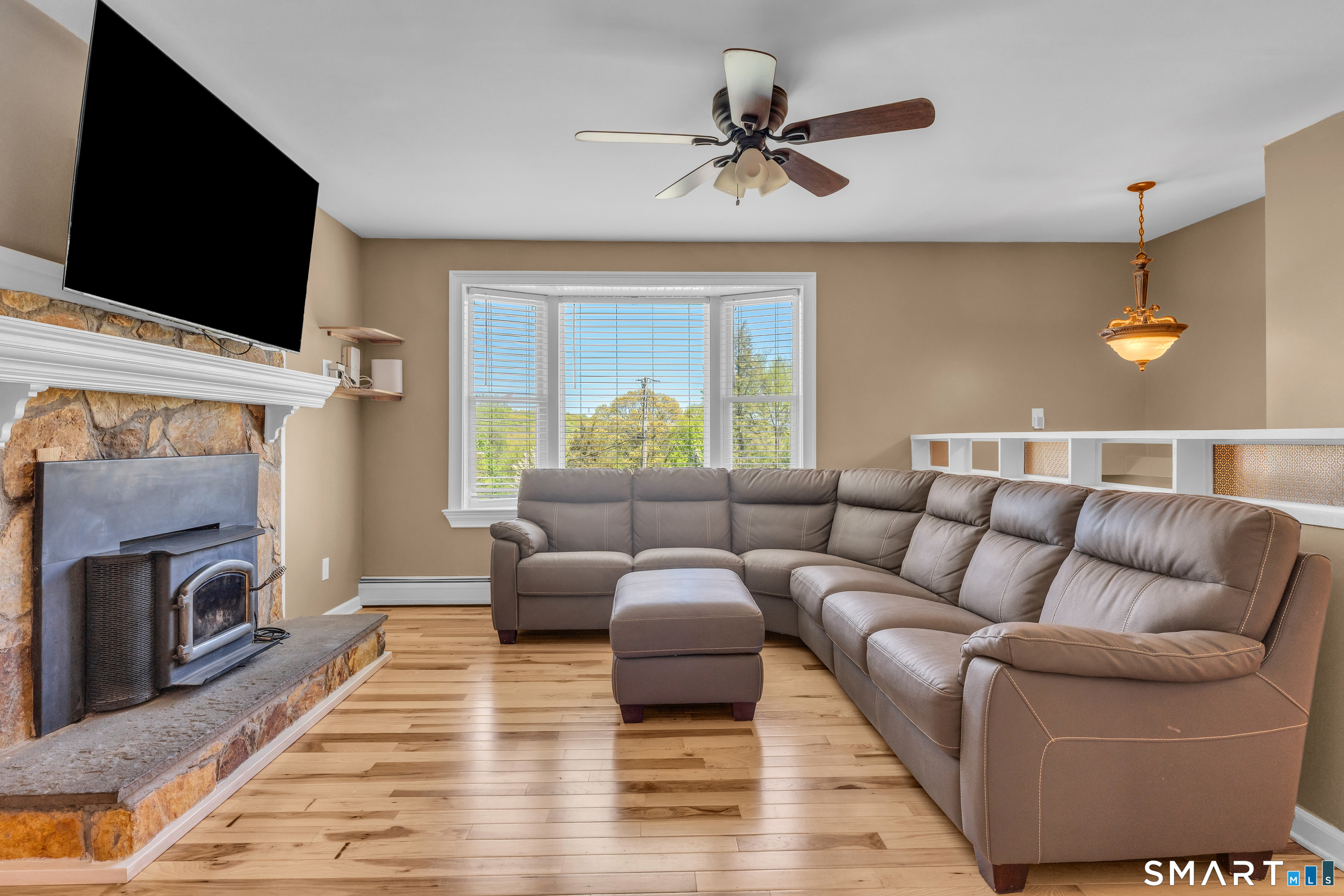 12 Karlak Street Seymour CT 06483