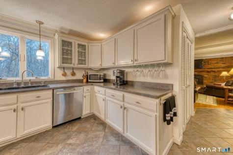 165 Oak Ridge Drive Berlin CT 06037