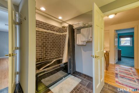 165 Oak Ridge Drive Berlin CT 06037