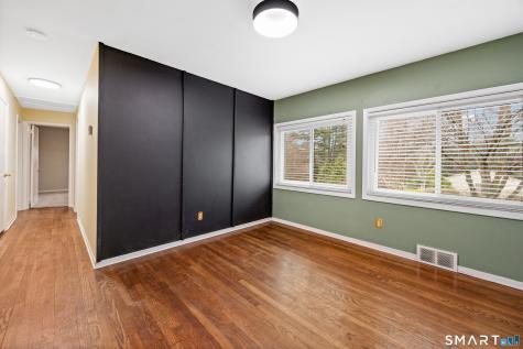 104 Laurel Terrace Cheshire CT 06410