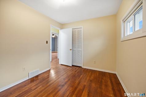 104 Laurel Terrace Cheshire CT 06410