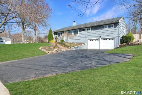104 Laurel Terrace Cheshire CT 06410