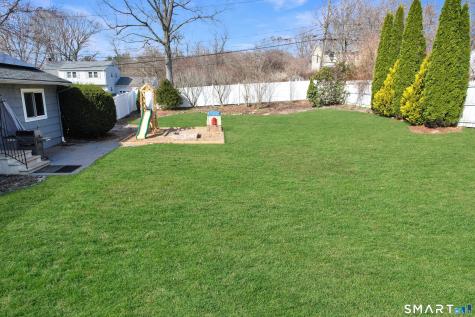 104 Laurel Terrace Cheshire CT 06410