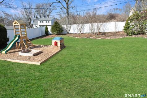 104 Laurel Terrace Cheshire CT 06410