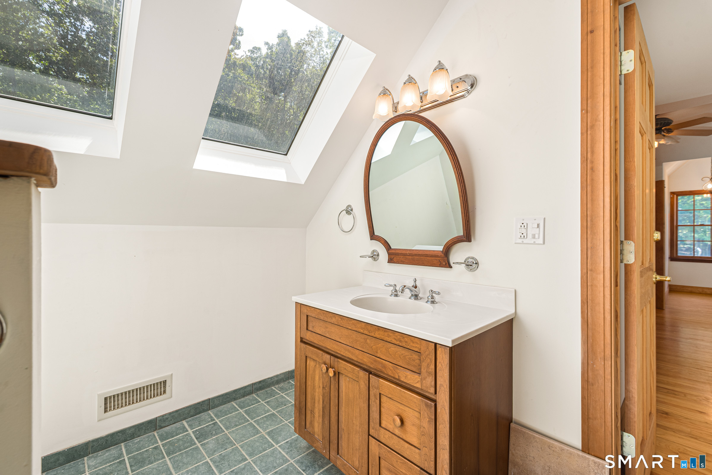 100-R Foot Hills Road Durham CT 06422