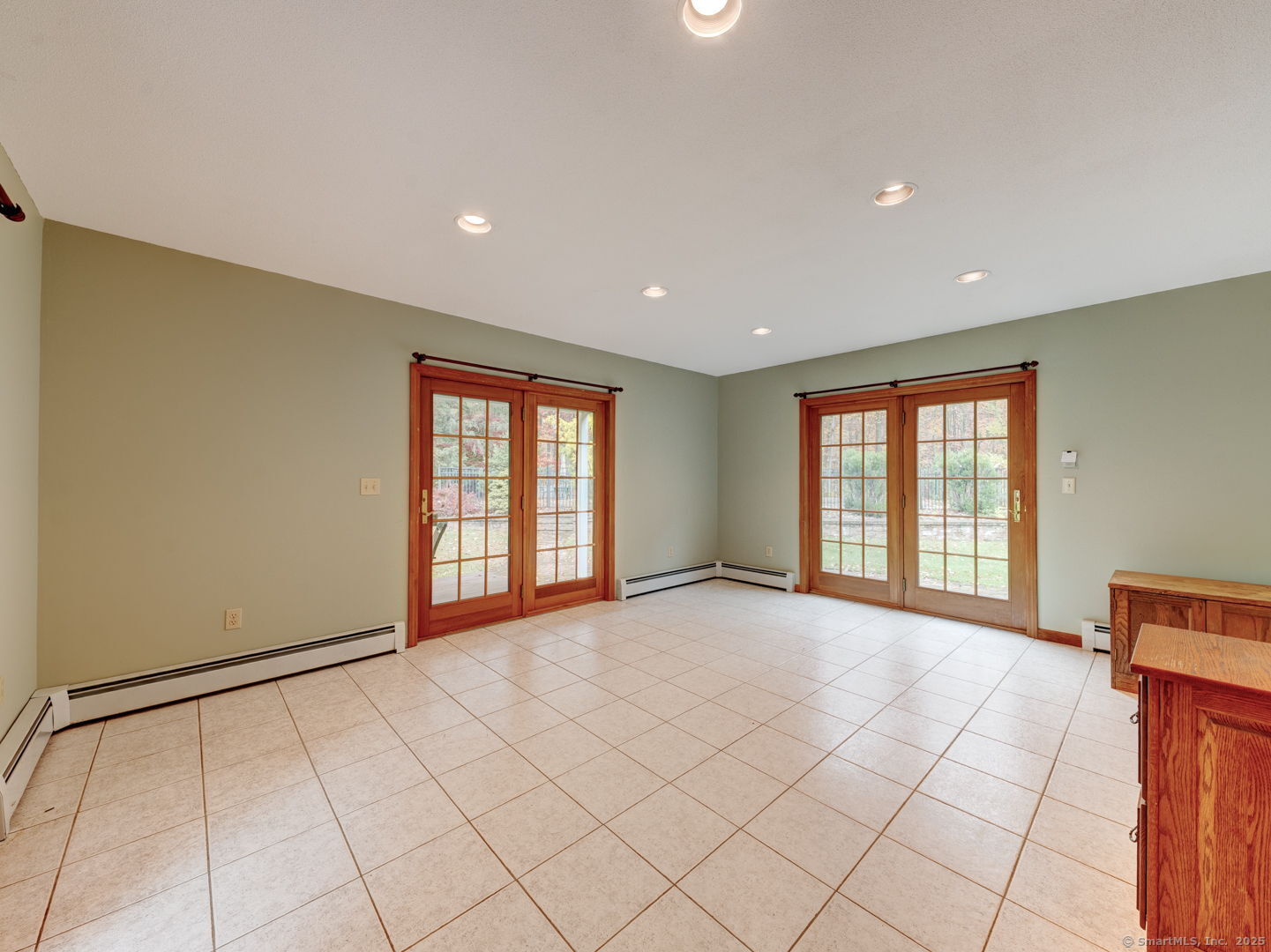 387 Foster Street South Windsor CT 06074