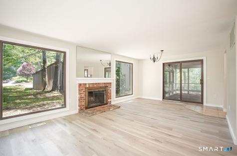 8 Laurel Lane Avon CT 06001