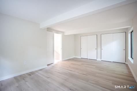 8 Laurel Lane Avon CT 06001