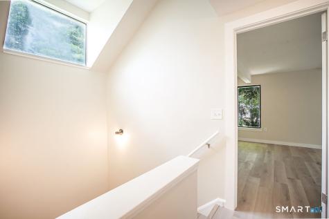 8 Laurel Lane Avon CT 06001
