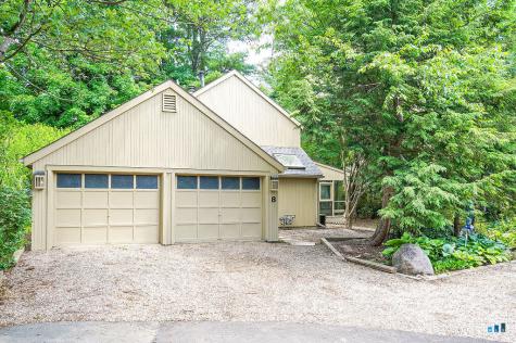 8 Laurel Lane Avon CT 06001