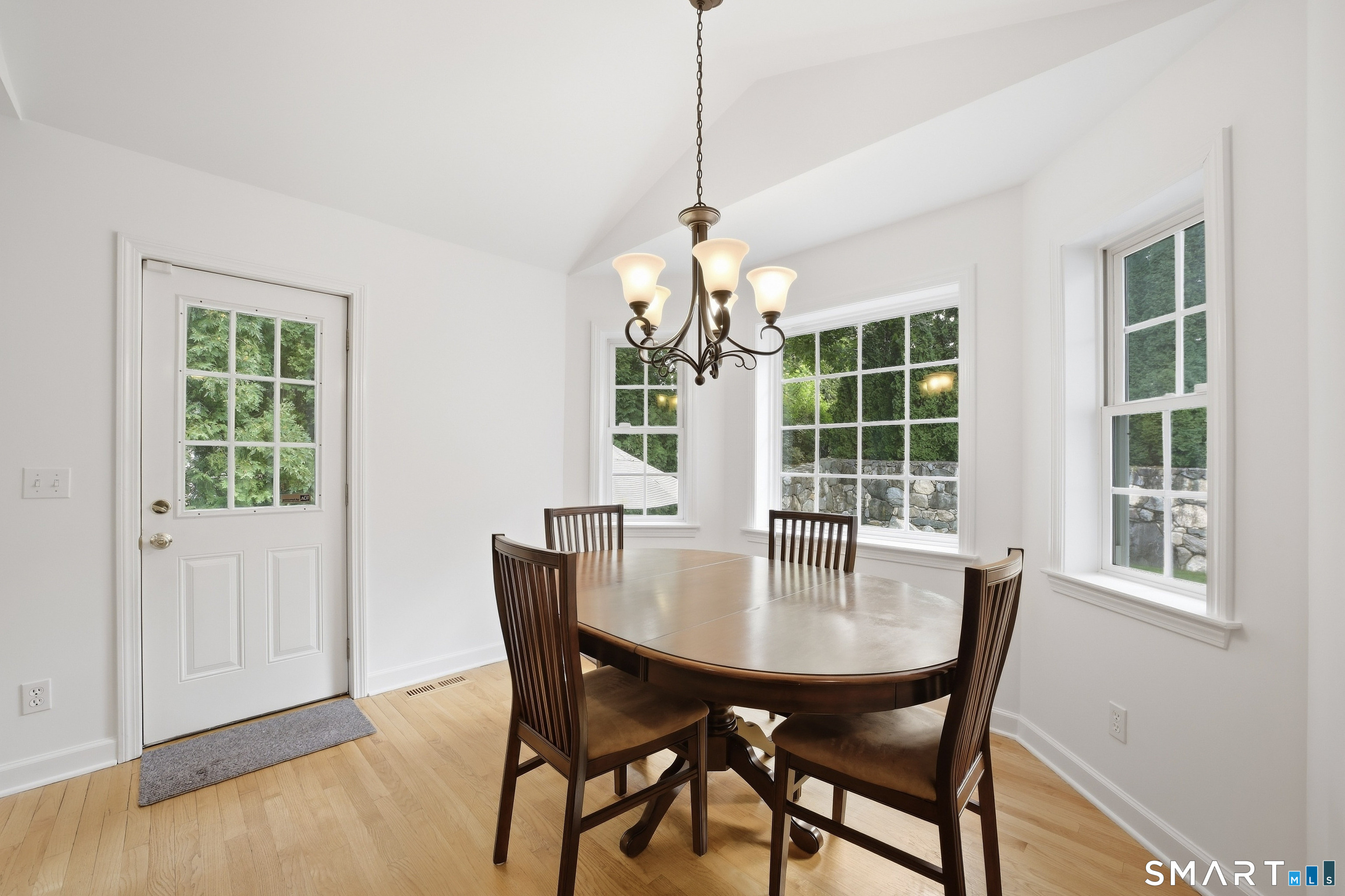 30 Idlewood Place Stamford CT 06905