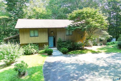 342 Barrack Hill Road Ridgefield CT 06877
