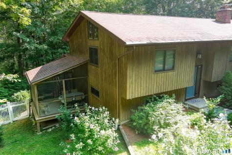 342 Barrack Hill Road Ridgefield CT 06877