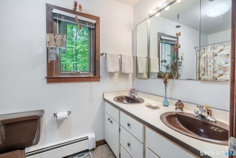 342 Barrack Hill Road Ridgefield CT 06877